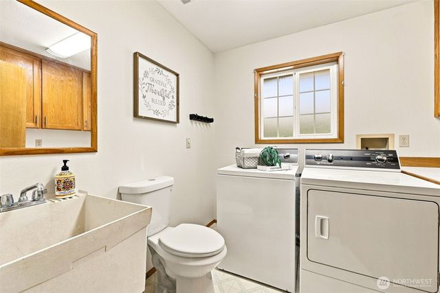 19009 10th Avenue Ct E, Spanaway, WA 98387