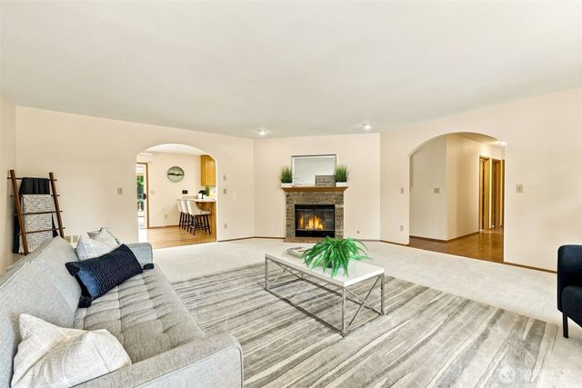 19009 10th Avenue Ct E, Spanaway, WA 98387