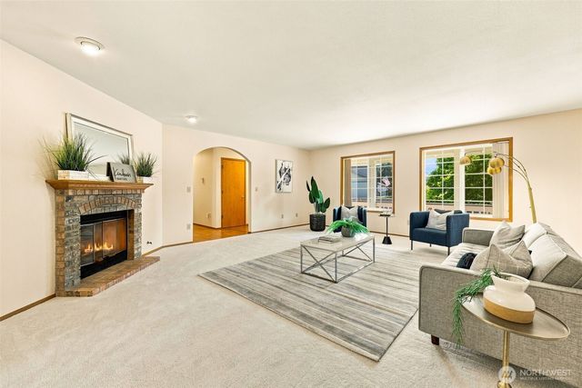 19009 10th Avenue Ct E, Spanaway, WA 98387