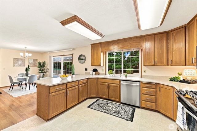 19009 10th Avenue Ct E, Spanaway, WA 98387