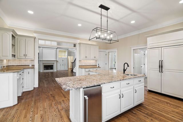 324 E Kingston Springs Rd, Kingston Springs, TN 37082