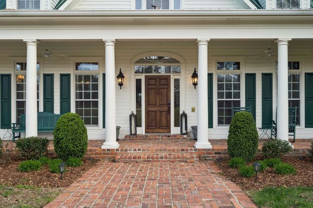 324 E Kingston Springs Rd, Kingston Springs, TN 37082