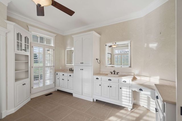 324 E Kingston Springs Rd, Kingston Springs, TN 37082