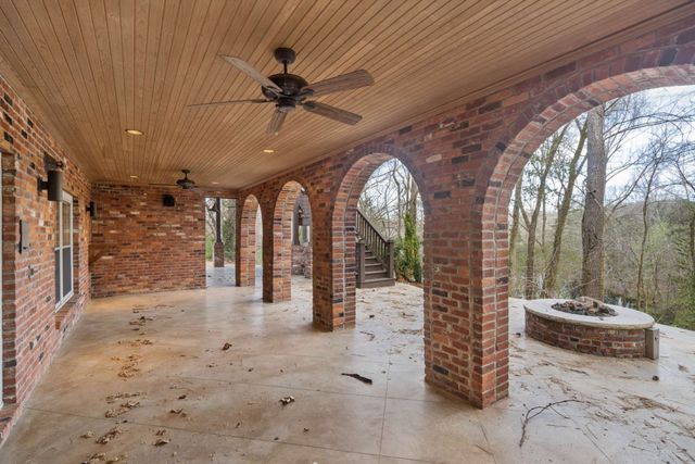 324 E Kingston Springs Rd, Kingston Springs, TN 37082