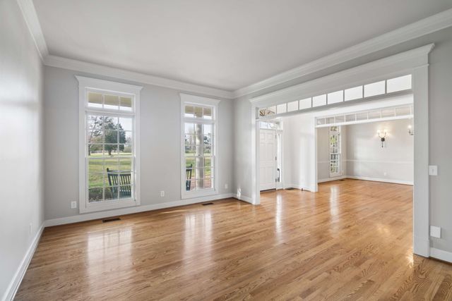 324 E Kingston Springs Rd, Kingston Springs, TN 37082