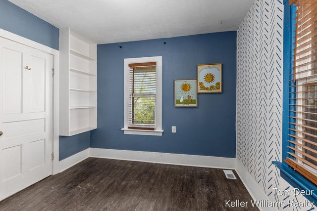 315 Donald Place Se, City Of Grand Rapids, MI 49506