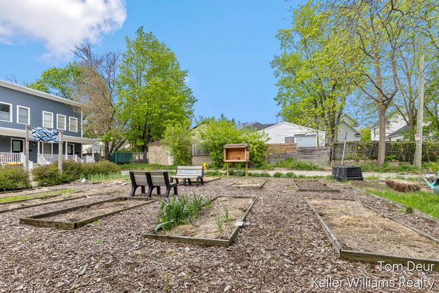 315 Donald Place Se, City Of Grand Rapids, MI 49506