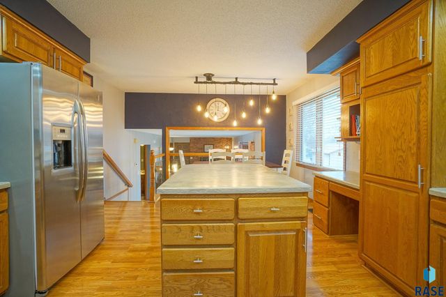 5809 W Bristol Dr Drive, Sioux Falls, SD 57106