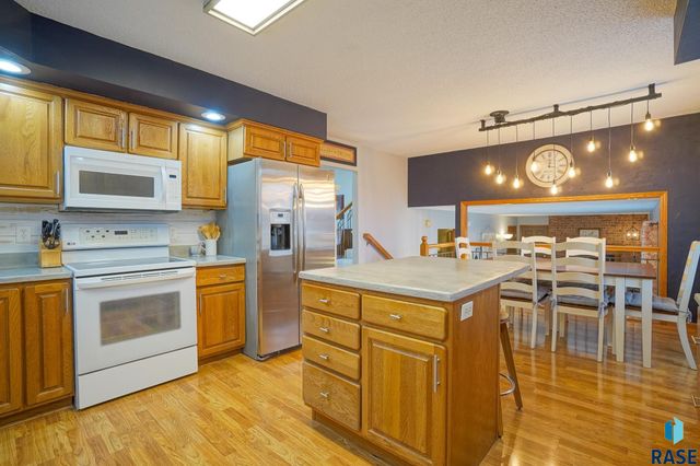 5809 W Bristol Dr Drive, Sioux Falls, SD 57106