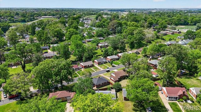 5545 Norway Drive, Normandy, MO 63121