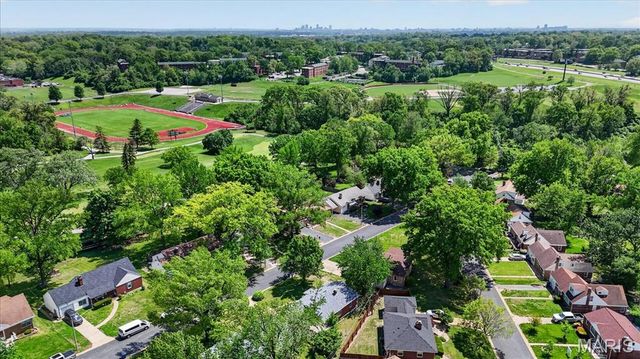 5545 Norway Drive, Normandy, MO 63121