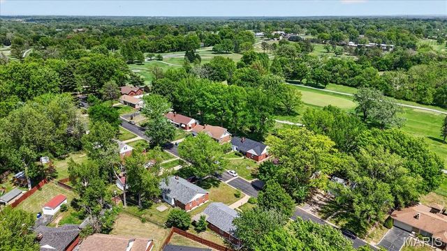 5545 Norway Drive, Normandy, MO 63121