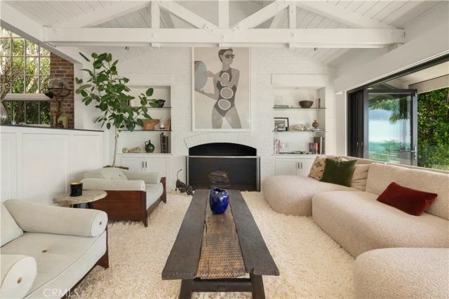 998 EMERALD BAY, Laguna Beach, CA 92651