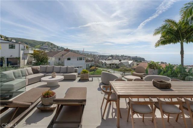 998 EMERALD BAY, Laguna Beach, CA 92651