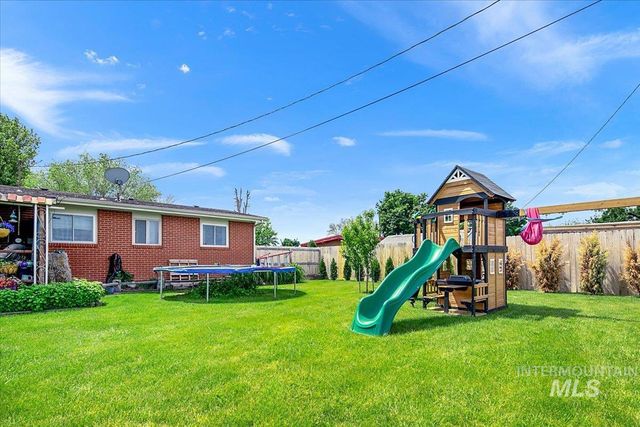 2209 Terrace Dr, Caldwell, ID 83605