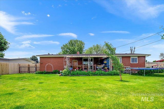 2209 Terrace Dr, Caldwell, ID 83605