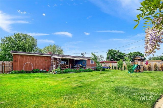 2209 Terrace Dr, Caldwell, ID 83605