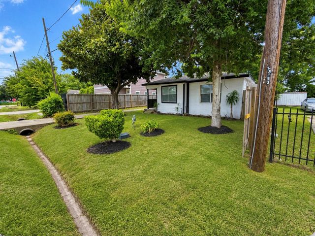 8517 Rubin Street, Houston, TX 77051