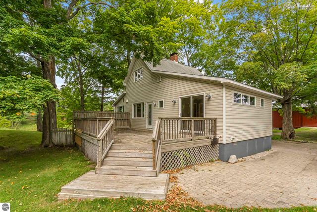 3312 Zimmerman Road, Traverse City, MI 49685