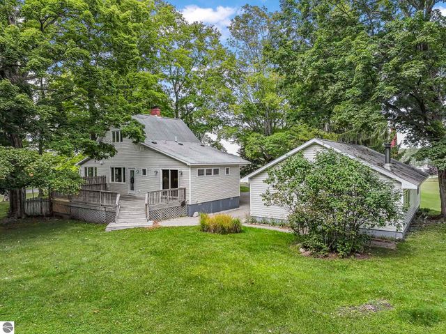 3312 Zimmerman Road, Traverse City, MI 49685