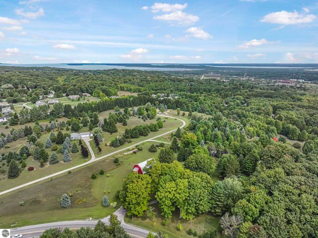 3312 Zimmerman Road, Traverse City, MI 49685