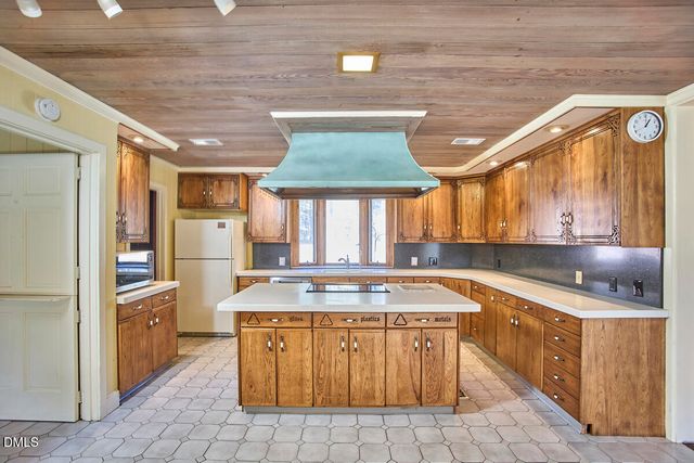 2864 Hewett Lane, Chapel Hill, NC 27516