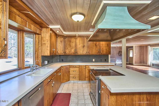 2864 Hewett Lane, Chapel Hill, NC 27516