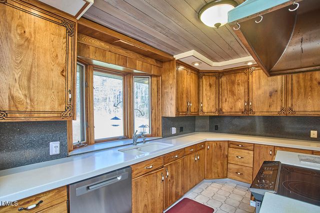 2864 Hewett Lane, Chapel Hill, NC 27516