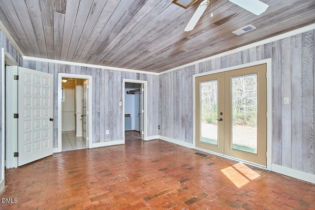 2864 Hewett Lane, Chapel Hill, NC 27516