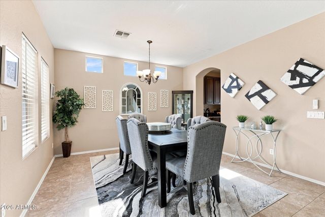 4230 E AUSTIN Lane, San Tan Valley, AZ 85140