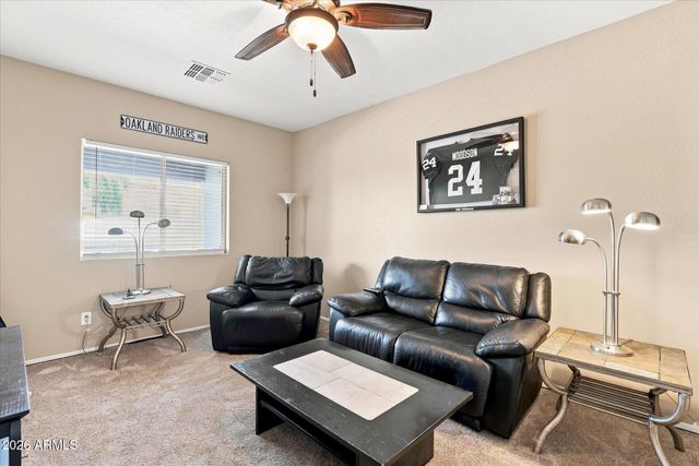 4230 E AUSTIN Lane, San Tan Valley, AZ 85140