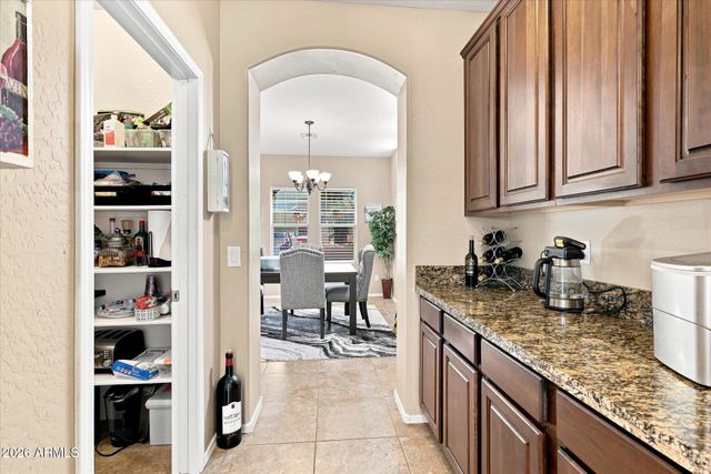4230 E AUSTIN Lane, San Tan Valley, AZ 85140