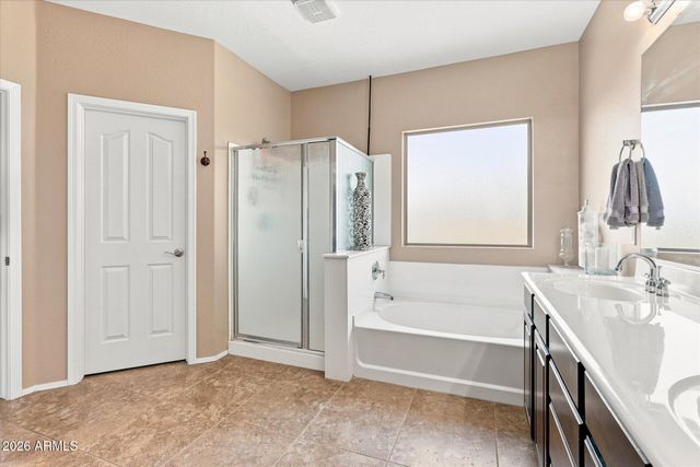 4230 E AUSTIN Lane, San Tan Valley, AZ 85140