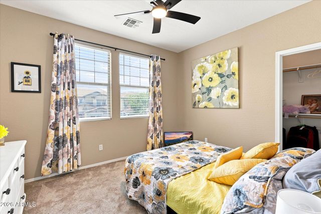 4230 E AUSTIN Lane, San Tan Valley, AZ 85140