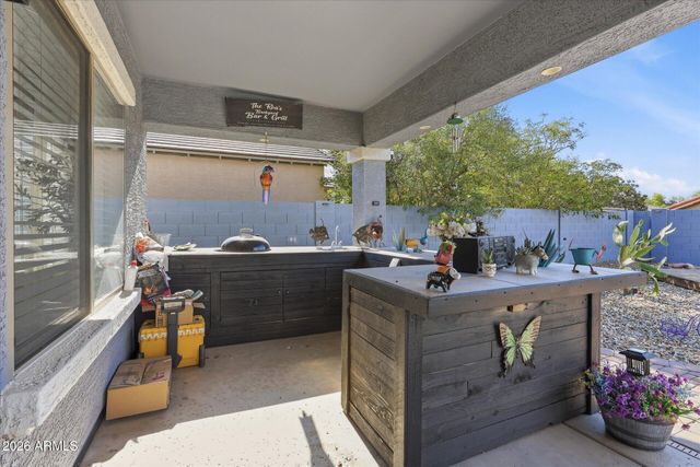 4230 E AUSTIN Lane, San Tan Valley, AZ 85140