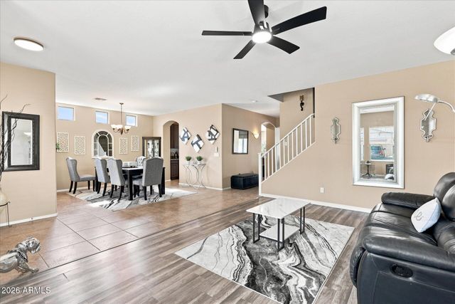 4230 E AUSTIN Lane, San Tan Valley, AZ 85140