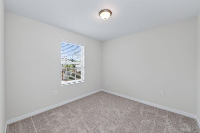 787 Laina Avenue, Madera, CA 93636