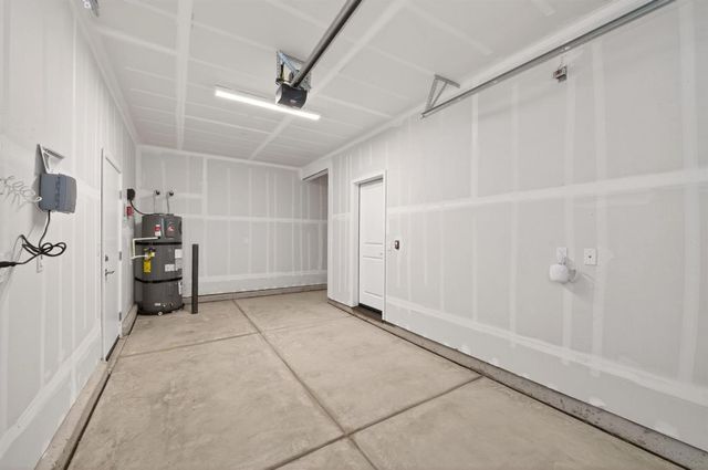 787 Laina Avenue, Madera, CA 93636