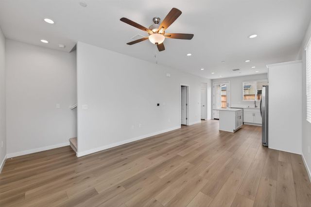 787 Laina Avenue, Madera, CA 93636