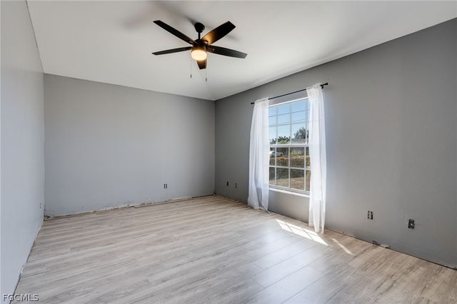 4305 NE 20th PL, Cape Coral, FL 33909