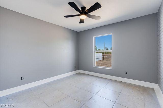 4305 NE 20th PL, Cape Coral, FL 33909