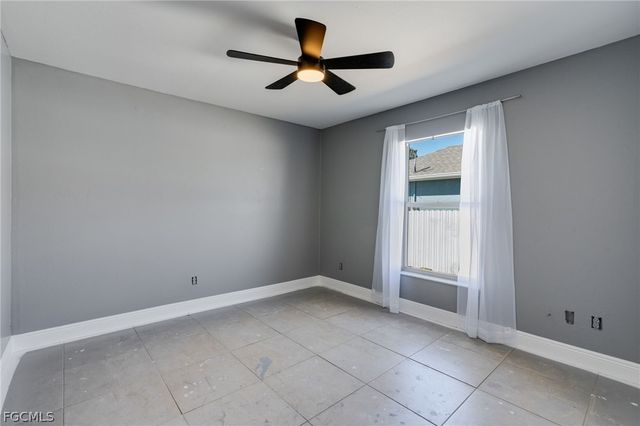 4305 NE 20th PL, Cape Coral, FL 33909