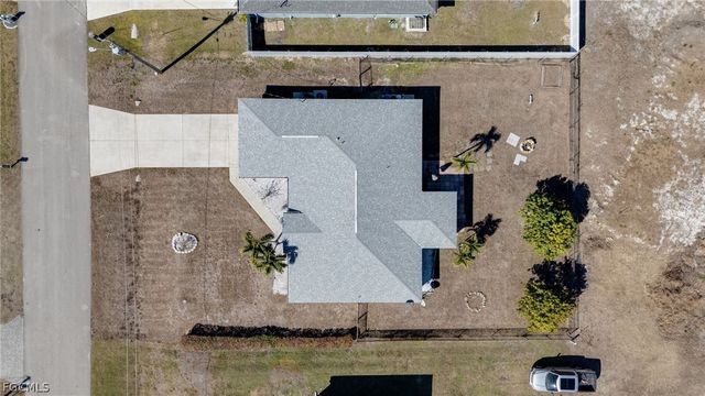 4305 NE 20th PL, Cape Coral, FL 33909