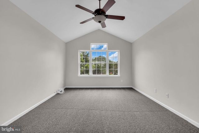32 CHARLES CIR, Delanco, NJ 08075