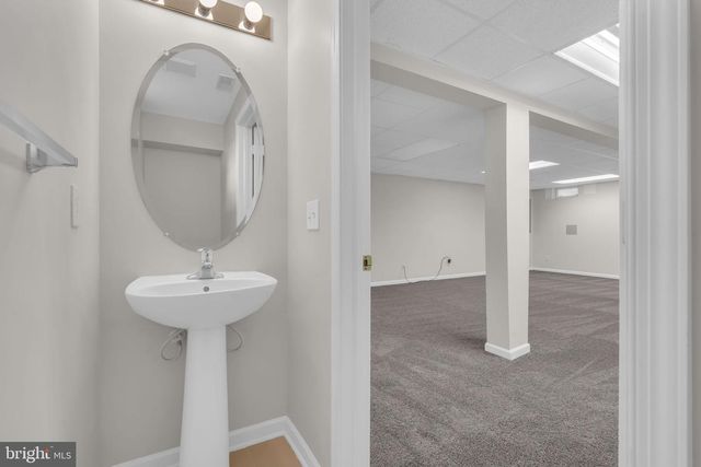 32 CHARLES CIR, Delanco, NJ 08075