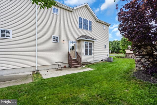 32 CHARLES CIR, Delanco, NJ 08075
