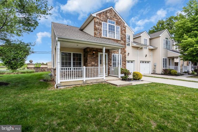 32 CHARLES CIR, Delanco, NJ 08075