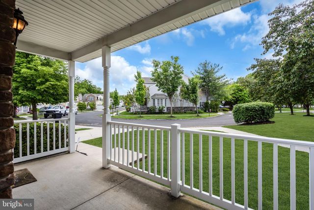 32 CHARLES CIR, Delanco, NJ 08075
