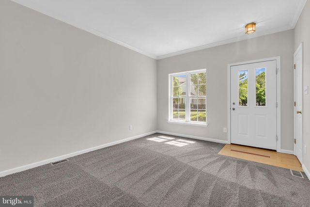32 CHARLES CIR, Delanco, NJ 08075