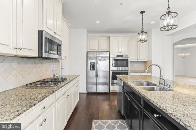 9260 BISCAYNE ST, Waldorf, MD 20603